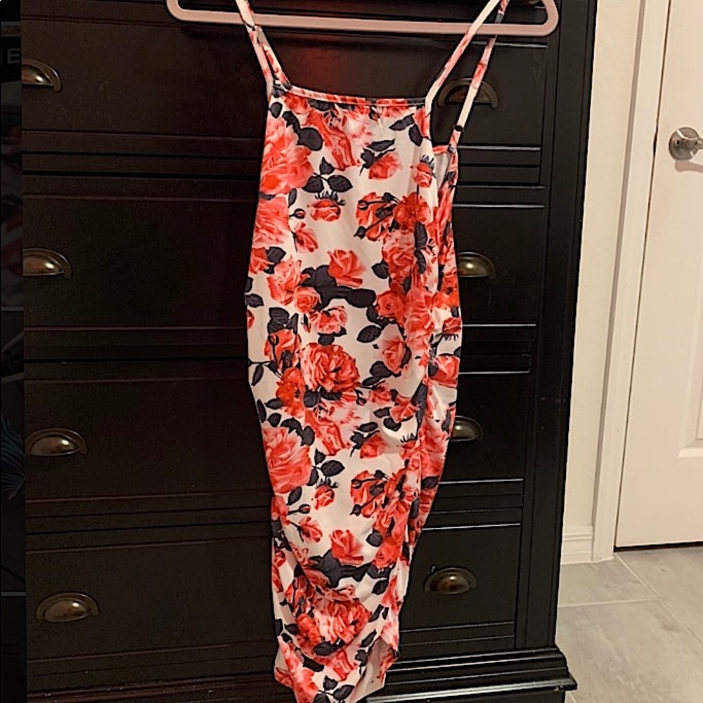 ❤️‍🔥SHEIN Floral Dress❤️‍🔥Size=Medium! Comfy! Soft & Cotton Made! NOT USED